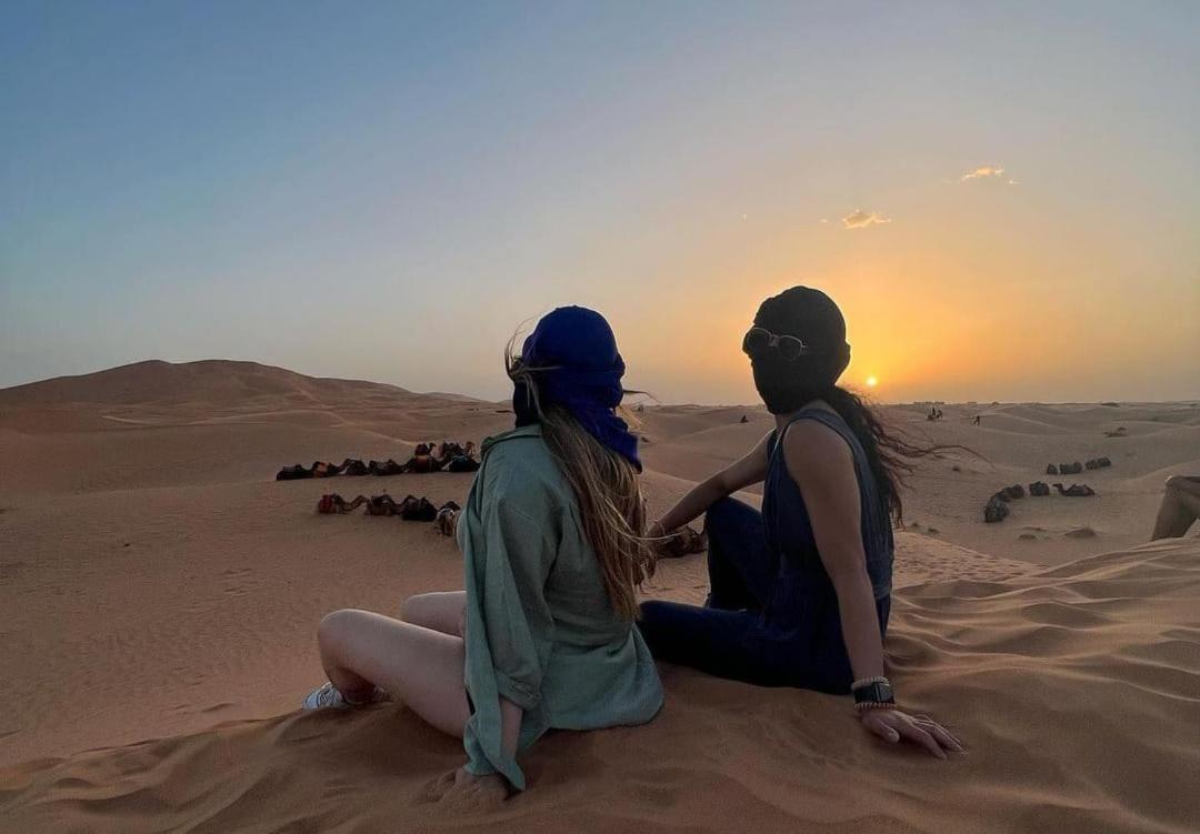 Nomada Domes Camp With Airco Hotel Merzouga Luaran gambar